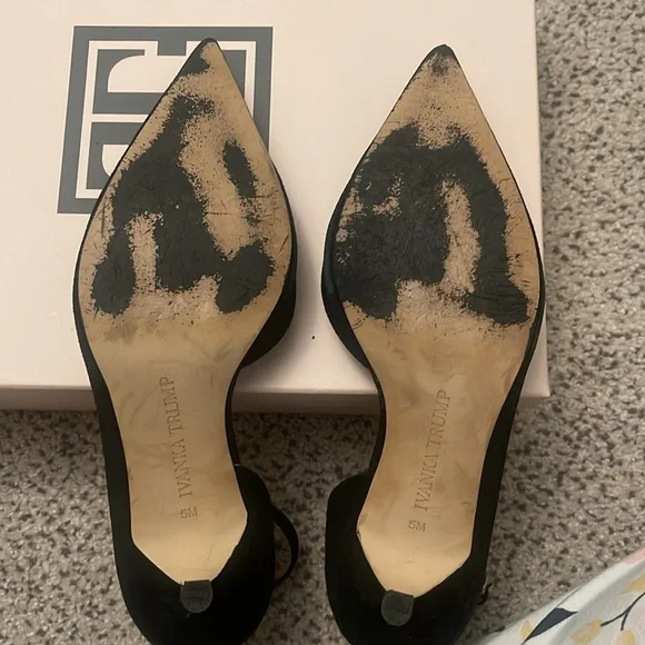 Ivanka Trump size 5 black suede heels Brita style D’orsay - Picture 3 of 4